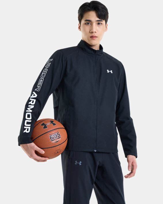 Men's UA OutRun The Rain II Jacket in Black image number 1